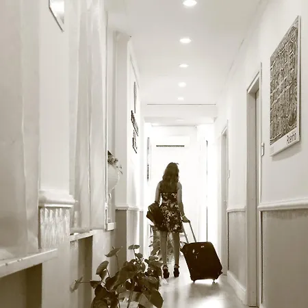 Alojamento de Acomodação e Pequeno-almoço La Terrazza Palace