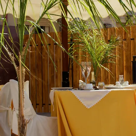 La Terrazza Palace Alojamento de Acomodação e Pequeno-almoço 4*